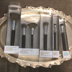 Japonesque Brand Make Up Brushes bundle